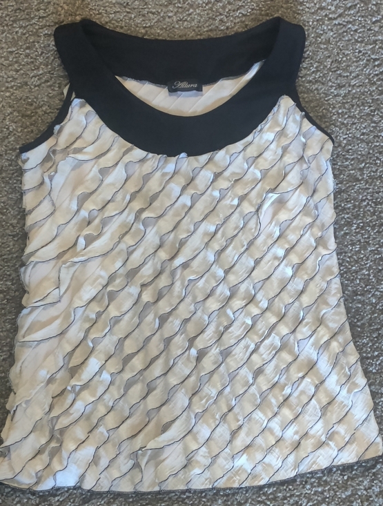 Allura Tops - Sleeveless White Textured Wave Top with Black Trim